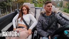 Gorgeous babe ginebra bellucci gets fucked in car with tommy cabrio